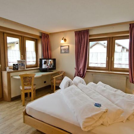 Hotel Daniela Livigno Exterior photo