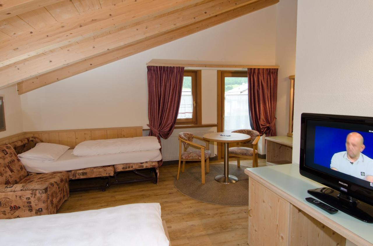 Hotel Daniela Livigno Exterior photo